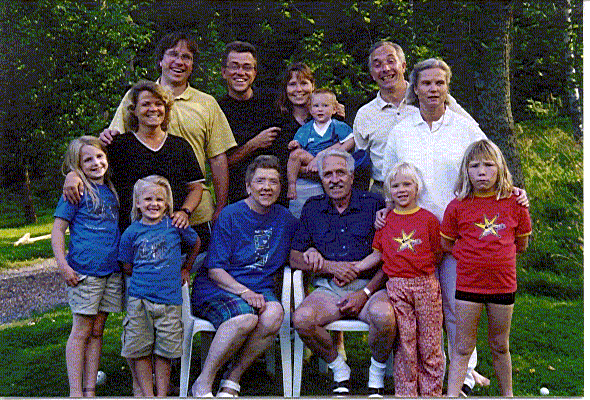 familjen.gif (140568 bytes)